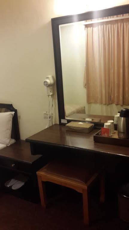 Kaja Hotel Гаосюн Экстерьер фото