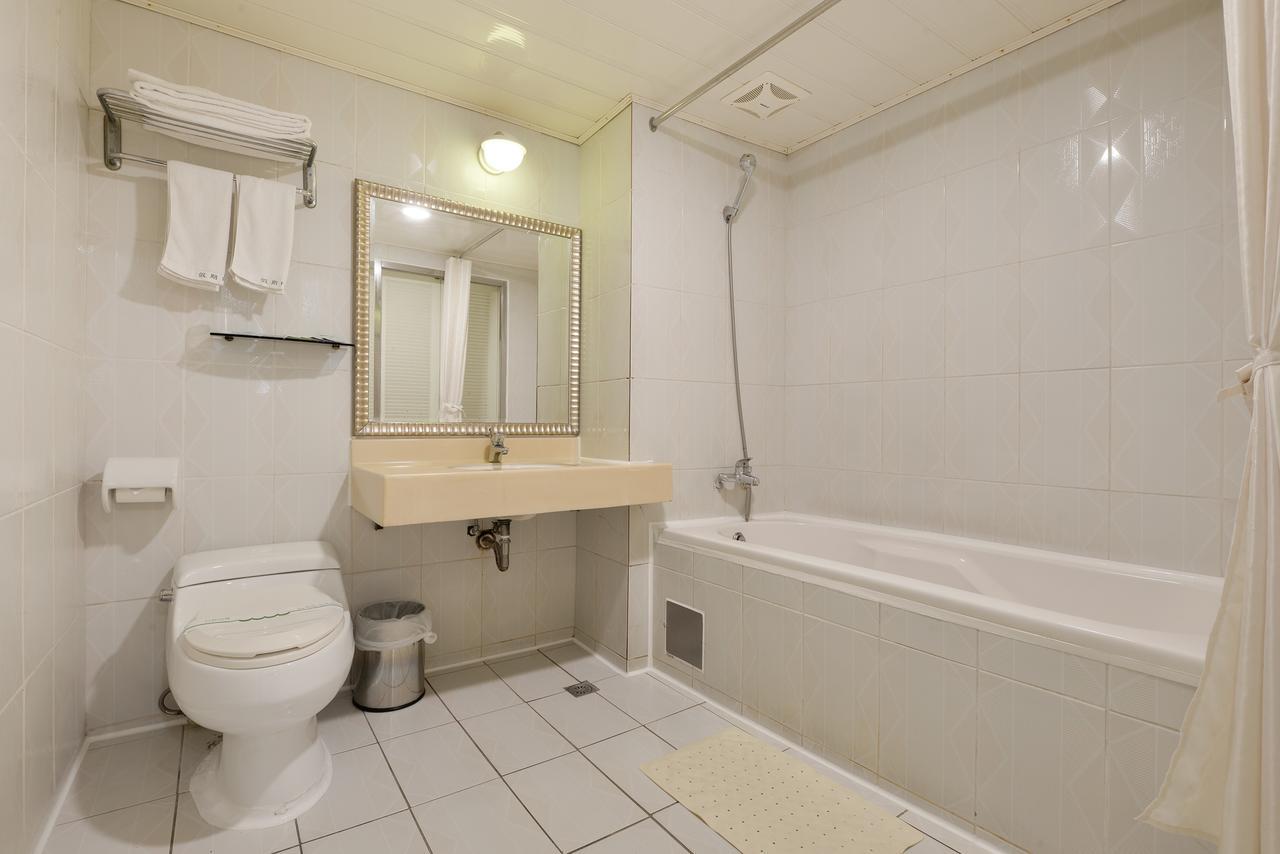 Kaja Hotel Гаосюн Экстерьер фото