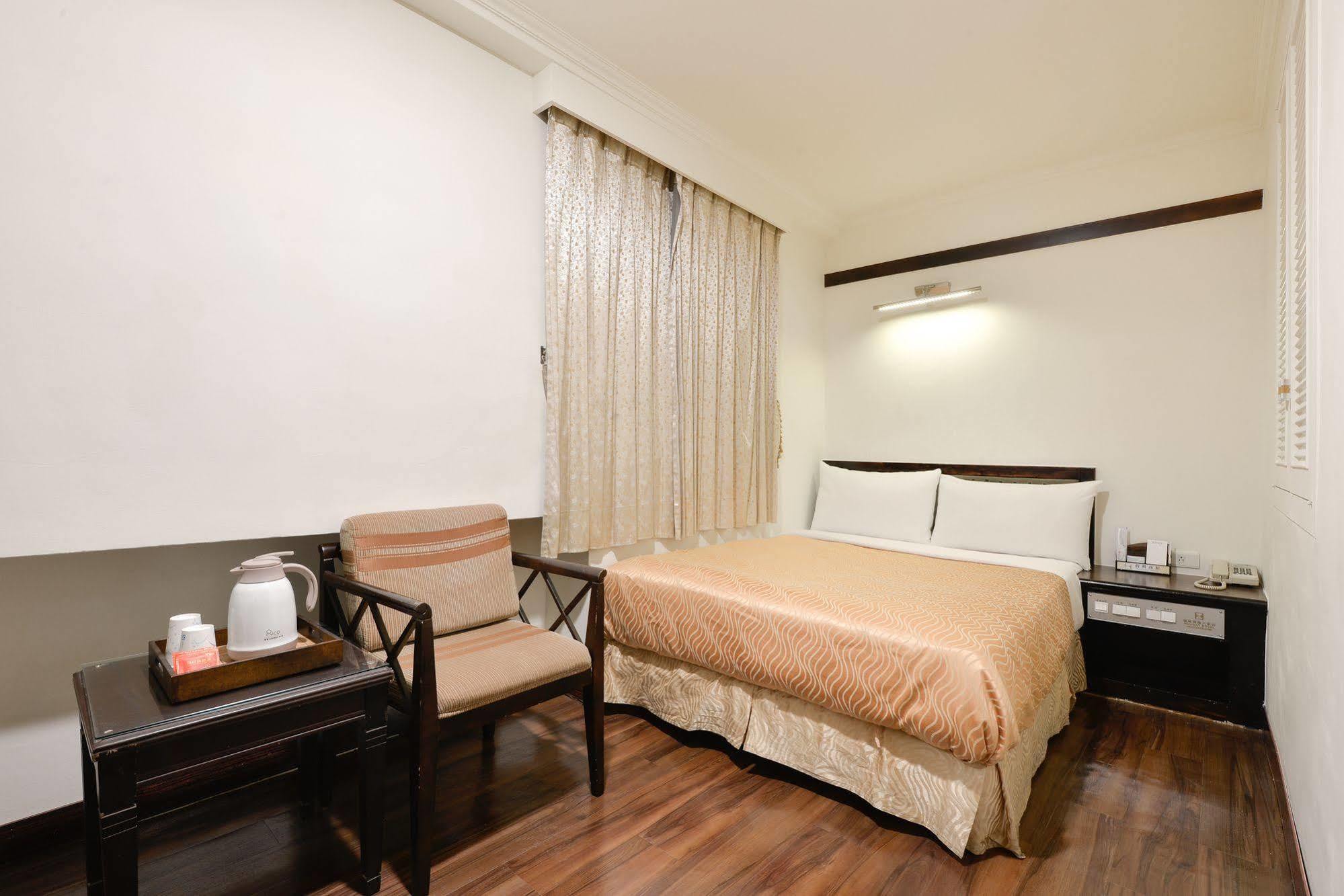 Kaja Hotel Гаосюн Экстерьер фото